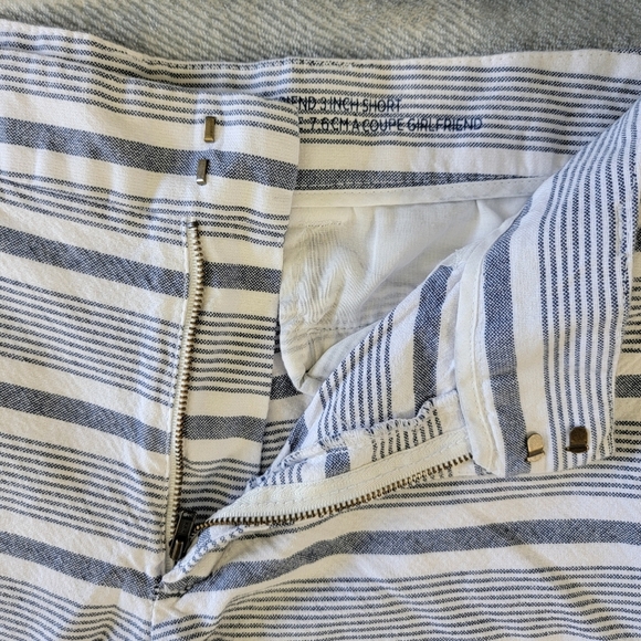 GAP Khakis By GAP Girlfriend 3" Short Short 100% Cotton Chambray White Stripe 14 - Picture 5 of 11